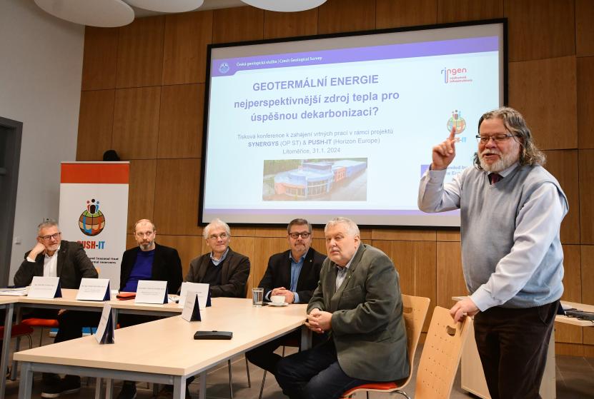 Tisková konference k projektu SYNERGYS