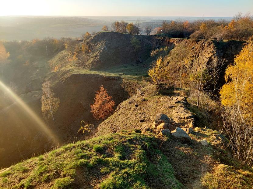 Významná geologická lokalita Vinařická hora u Kladna