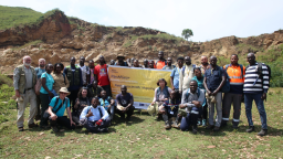 Participants of the mapping part in the Sukulu carbonatite Quarry, E Uganda, 2026. Foto V. Žáček, 