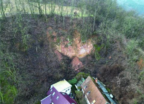 Pohled z dronu na skalní řícení v Kamenné kolonii v Brně z 06.02.2026. Foto J. Nečas