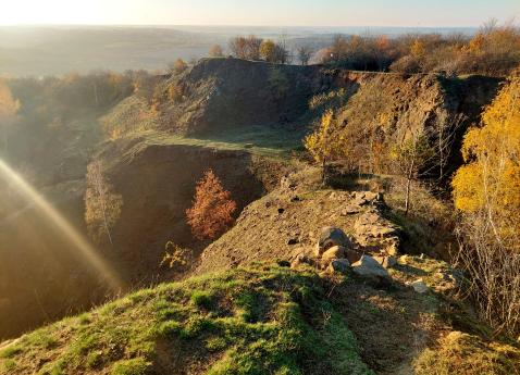 Významná geologická lokalita Vinařická hora u Kladna